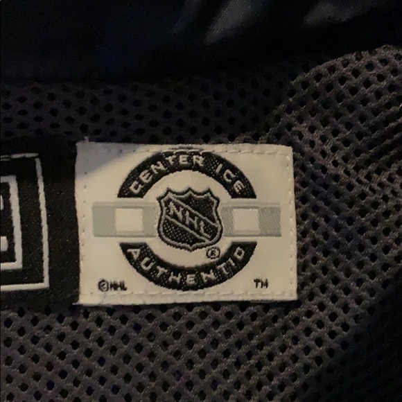 CCM Rangers Jacket Official NHL Gear - Picture 3 of 6